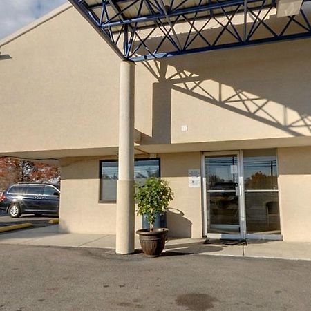 Americas Best Value Inn And Suites Carbondale Exteriér fotografie