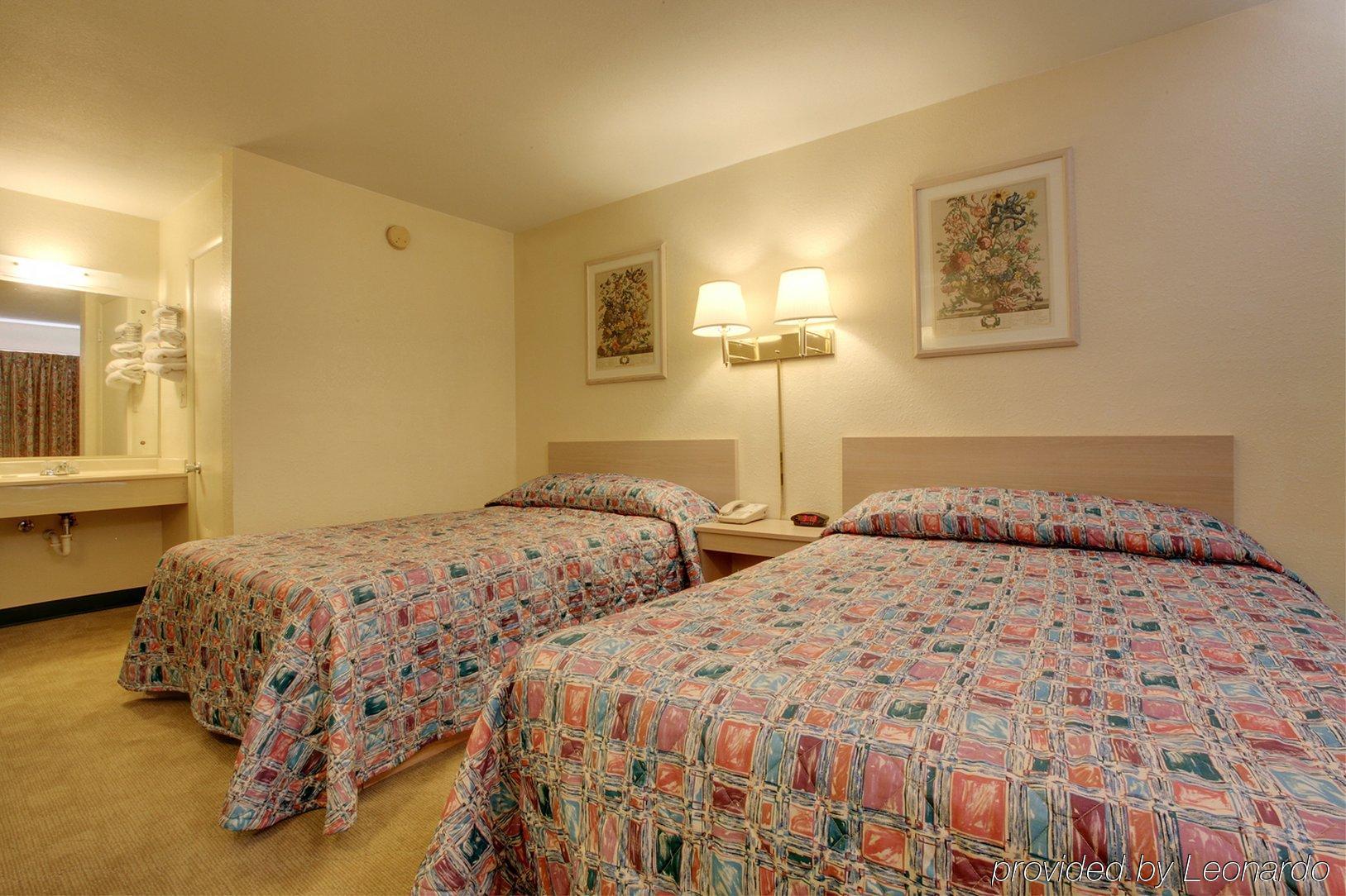 Americas Best Value Inn And Suites Carbondale Pokoj fotografie